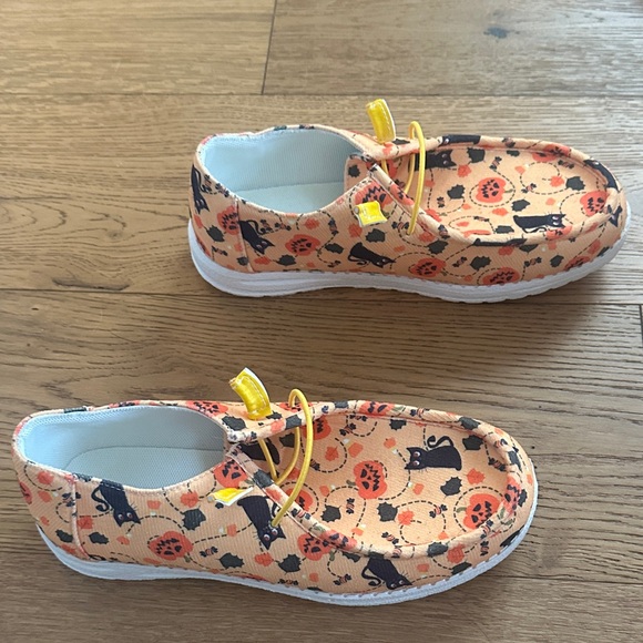 Halloween Themed Shoes - Picture 3 of 3